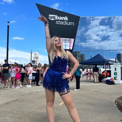 Swiftie since 2007 | 24 baby🍷| In my eras era ✨🫶🏼 Tik Tok: @avereeanastacia