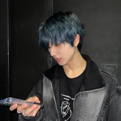 thekimyhbz's profile picture. 🍑 ☆~ 재현 𐚁 지성 ᯓ★ 🐹