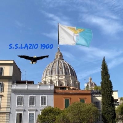 La SSLazio nasce a Roma il 9/1/1900 da un'unica idea libera. Altri (i fiji stupidi de Roma) non lo sanno e comunque 27 ANNI dopo da una imposta promiscuità.