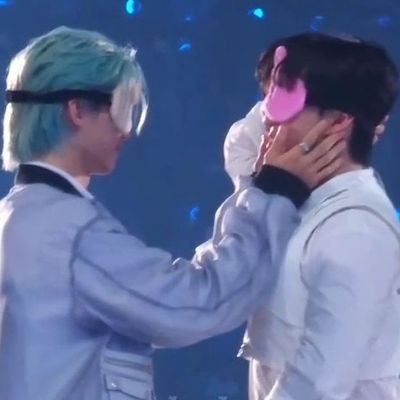 I LOVE THEIR FRIENDSHIP
SARANGAE FELIX AND CHANGBIN