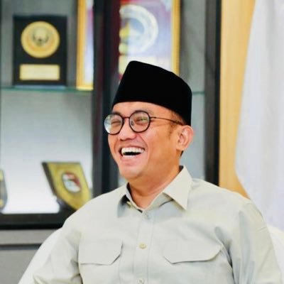 Dosen Ekonomi Kebijakan Publik. Jubir @prabowo