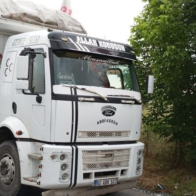 Mert22946's profile picture. ya umutlarda biterse özer