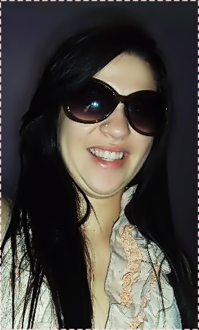 E saiba que forte eu sei chegar mesmo se eu perder o rumo, eu me reenvento, a vitória pertence a mim!