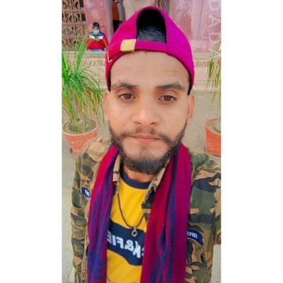 pintu_dada95337's profile picture. “🚩🚩कण कण में विष्णु बसें जन जन में श्रीराम
प्राणों में माँ जानकी मन में बसे हनुमान।🚩🚩