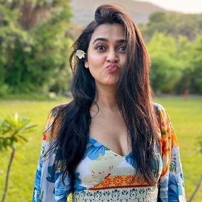 naaz6176869's profile picture. •lomls virat♡ tejasswi♡