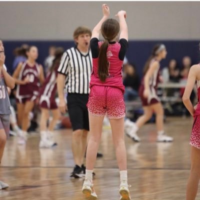 Bryna Snow #1| SG for Illinois Dream 14u Black| Class of ‘25 at Holy Family Shorewood Middle School| TCC Championship Winner 2022🥇|