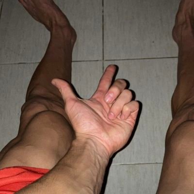 actros225's profile picture. 🇦🇷🏳️‍🌈