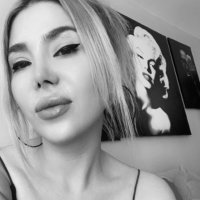 jasmine rosee (@glparla2) Twitter profile photo