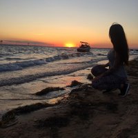 Nina (@nina13rivera) 's Twitter Profile