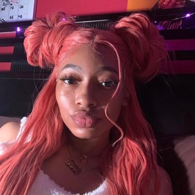 Mani Official Page. 💕 Material Girl💆🏾♀️ Suspended at 50k 🙄
