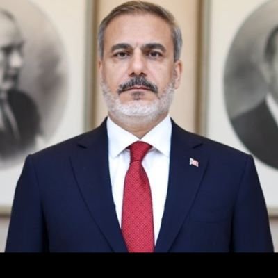 ülkede Tiksinilecek giyim  Şekli varsa nene HATUN gibi çarşaf giyenler degil POR;NO yıldızlari gibi gezenlerdir
Deli balta yeni hesap
 GS 🇹🇷🎗