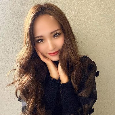 elisya_223's profile picture. “ What other people think is not important. How you feel about yourself is all that matters.”