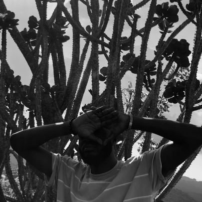 In a black and white world, true colors show.
Son of God, The Universe and Nature. let me tell you a story!
Intersperse Serenader || SongWriter || Freelancer.