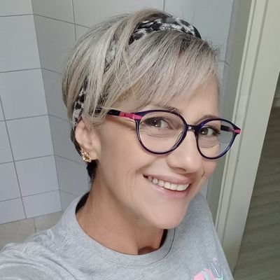 andreamafi5248's profile picture. 