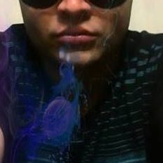 Hola , bienvenidos ... Libre Pensador . Hace más ruido un sólo hombre gritando que cien mil que están callados. https://t.co/FL9K9RM1vE