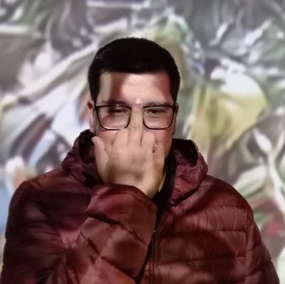 NoSoyEddd's profile picture. Yo voy a  donde mi guitarra me lleve.
Esta cuenta no es personal ni profesional. 
Escribo y RT lo que se me ocurre.