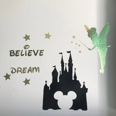 Dios/familia /musica/pastelería/disneylover/potterhead/viajes