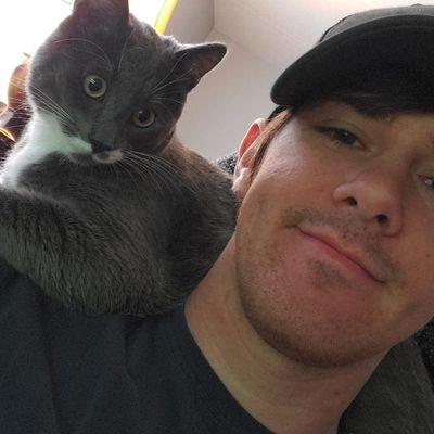 Infernal_5's profile picture. I spend a lot of time on Discord and playing games :)