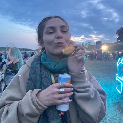 uh depressed, sad, traumatized, resentful , trynna move it forward 🌞 Pisces 🌚 Pisces 🏹Gemini