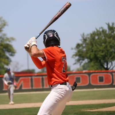 Top Tier Americans | Minooka 25’ | MIF | OF | RHP | 5’10’’| 170 lbs. | bzilis19@gmail.com | 📞 815-764-6442 | @RedbirdBaseball