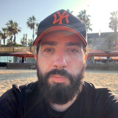 andpedro's profile picture. I'm singing in the rain, Just singing in the rain, What a glorious feelin', I'm happy again... 🇧🇷 ✈️ 🇵🇦🇲🇽🇮🇹🇩🇪🇫🇷 🇧🇪🇱🇺🇵🇹🇨🇭🇦🇹🇪🇸🇨🇿🇵🇪