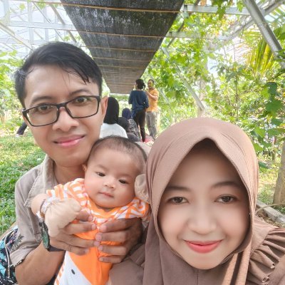 ♥Allah SWT•♥my family•♥my cats•♥Arief S•♥my baby
