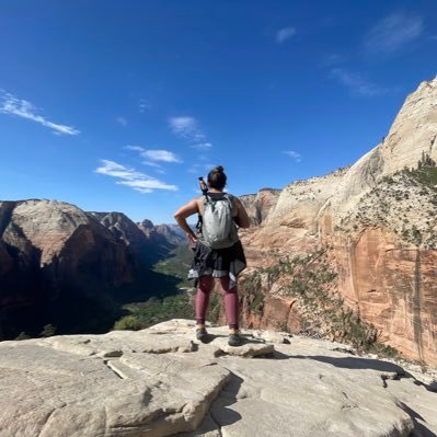 mlkr2172318's profile picture. 