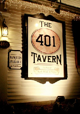 The 401 is a charming beach town tavern boasting three different types of atmosphere with it's traditional Tavern Bar, a Sports Bar, and elegant Wine Bar.