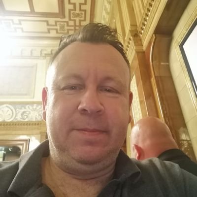 Husband, Father to 2 amazing sons, Friend. Type 1 diabetic, Love food, music, Sherlock Holmes, NUFC & sport in general, mountains oh and my hometown Newcastle!!