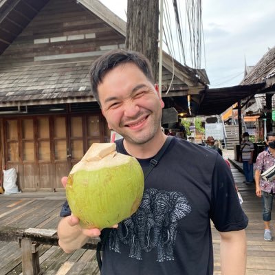 新たなステージにこれから挑戦!! 今度のサービスは、就労!! 子どもはいずれ大人になる!! その時、道に迷わないように…力になれるようなかっこいい大人でありたい。 【経歴】 高齢分野(6年)→児童分野(4年) →就労分野(これから) 今までたくさんの人と関わり成長できた!これからもより高みへ。