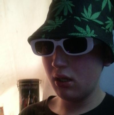 john_bong420's profile picture. coming soon..