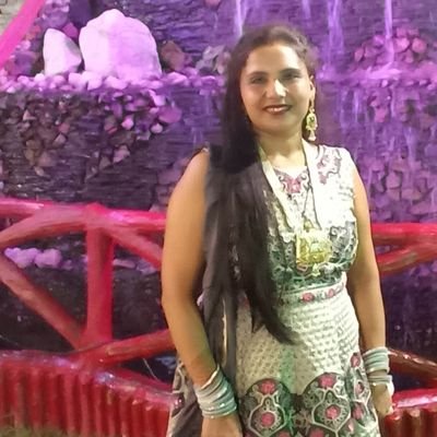 MeenuGo67470716's profile picture. 