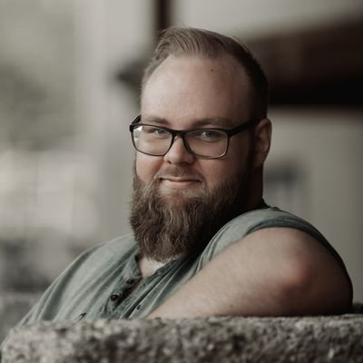 Twitch: https://t.co/ulHpqmcTx2 | Gamer, Streamer und Bartträger
