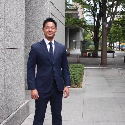 株式会社deecl / 主にtoB領域の営業代行 / 営業もマーケも日々学習中/休日や早朝はサーフィン