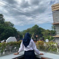 Adindakrn_ (@dindasirandom) 's Twitter Profile Photo