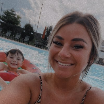 hallisolisss's profile picture. Owner of Cozy Cactus🌵| KCMO📍