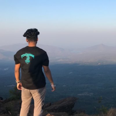 venture in explorations | Cloud Data Engineer, currently battling with data and APIs during the day. Exploring and learning the latest tech.