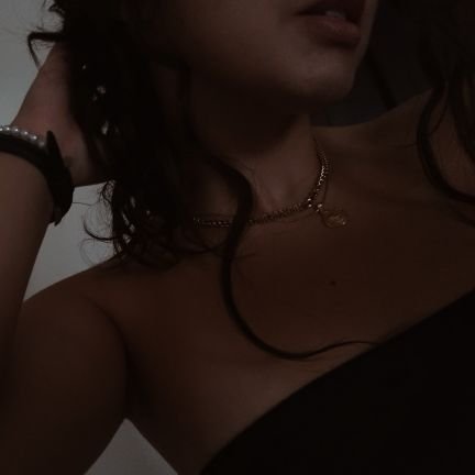 AliciaaFp's profile picture. cada año el tiempo parece que va mas rápido