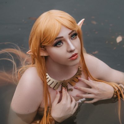 Cosplayer | Gamer | Dancer | Berlin/ Düsseldorf base | 
📧 Business: soffelcosplay@gmail.com 
Instagram: https://t.co/nzMUtRWngh