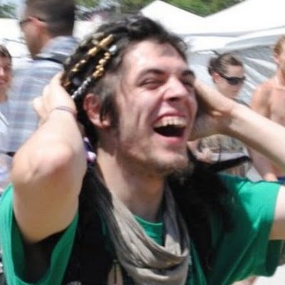 Squeezeb0xx's profile picture. enjoy watching me shitpost about crypto and PC giveaways