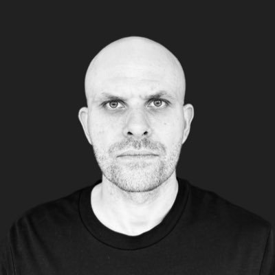 Front End Developer | Sharing insights from my journey building my first SaaS