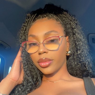 The Baddest With The Glasses 💙 | @_carramello2