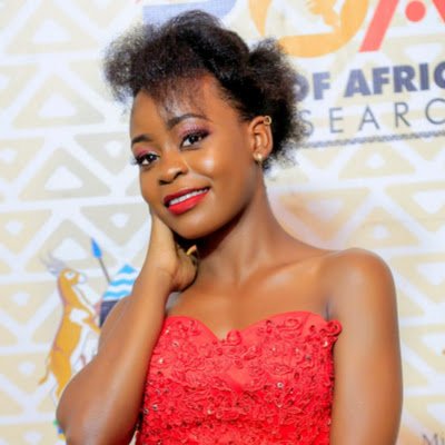 music lover @poastar winner 2021
with the passion of bridging the gap between art and audience