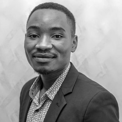 Lecturer in Economics @unimaecon 🇲🇼 | Econ PhD student @UmichEcon 🇺🇸 | U-M African Presidential Scholar alum (UMAPS) | ⚽️
