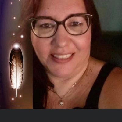 Doctor of Education/FN/Treaty 5/Ukrainian. Research - Indigenous/non-Indigenous/curriculum/reconciliation. I try hard not to tweet my mind.