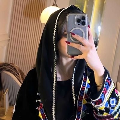 ⬛️⬜️🟩 کارشناس ارشد علوم سیاسی، علاقمند هنر، مجذوب چای و مبهوت طبیعت