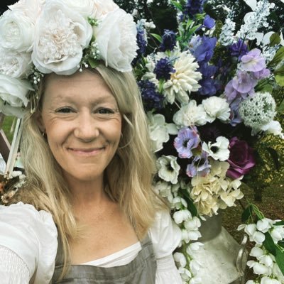 Florist | Events florist for south west | Workshops | Wedding hire | British flower farmer | Allotment owner | Devon