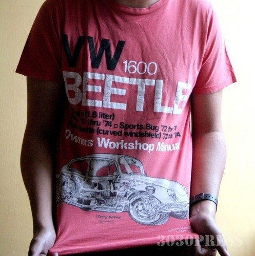 Deividnahum's profile picture. Mercadologo sin personalidad alguna; multifacético, apasionado, un soñador sobre la tierra.