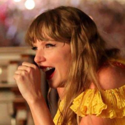 leaveherhouse's profile picture. i survived eras tour rio • hetlors dni