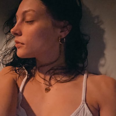 gabbieee1's profile picture. don’t worry about it!